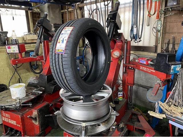 滋賀　持ち込みタイヤ交換4本(18インチ)