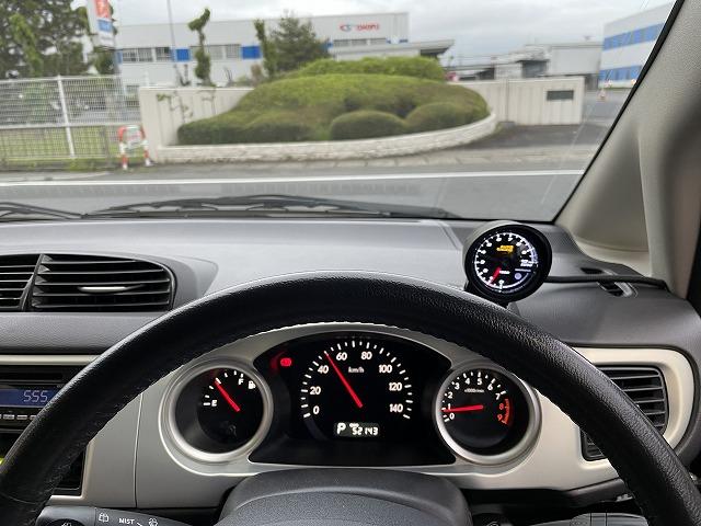 滋賀　スバル「R1」の持ち込み追加メーター取付（タコメーター）