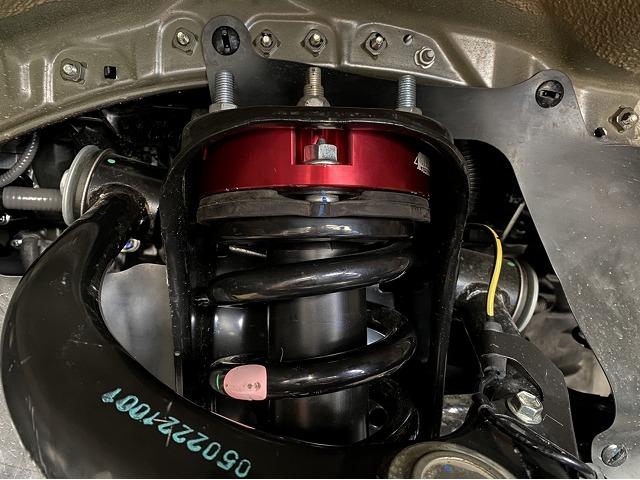 滋賀オートライフハノ ハイラックス(125系)の持込リフトアップ