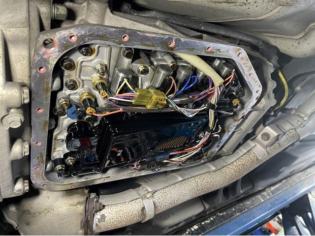 滋賀オートライフハノ　レガシィ(BL5)のオートマチックハーネス＆センサー交換