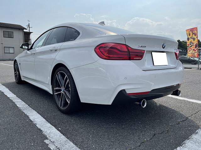 滋賀オートライフハノ　ＢＭＷ420i(F36)の持込ダウンサス(H＆R)＆マフラー交換(柿本)