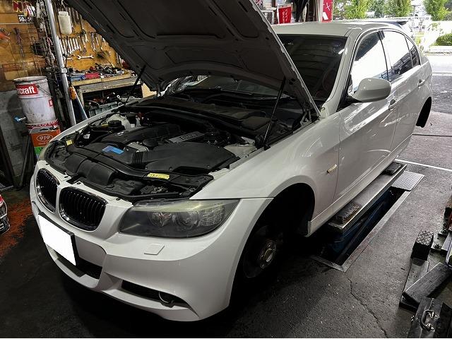 滋賀オートライフハノ　輸入車「BMW325i」(E90)の車検＆整備とOBD診断