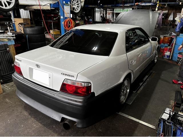 滋賀オートライフハノ　チェイサー(JZX100)のロードサービスと修理(オルタネーター交換)