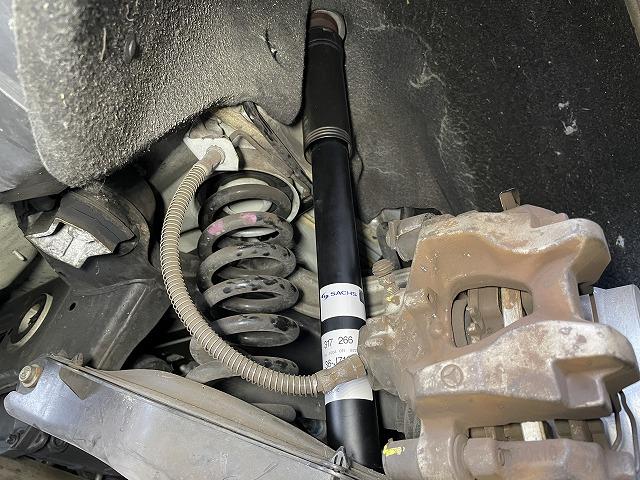 滋賀オートライフハノ　ベンツ(W204)の持ち込みショック交換とトー調整