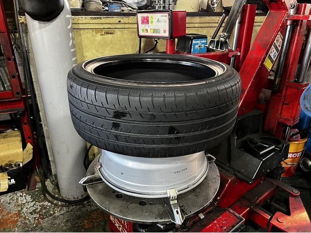 滋賀オートライフハノ　持ち込みタイヤ交換4本（17インチ）
