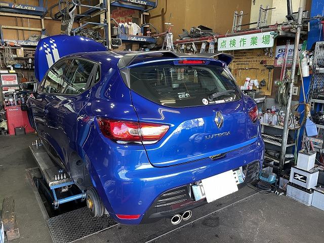 滋賀オートライフハノ　輸入車「ルノー ルーテシア」の持ち込みダウンサス取付（アイバッハ）