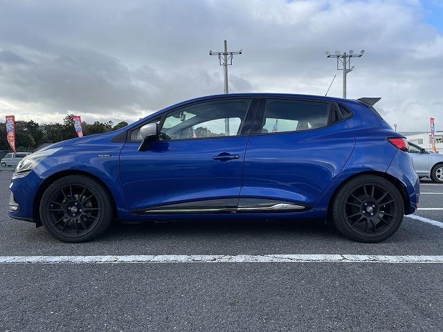 滋賀オートライフハノ　輸入車「ルノー ルーテシア」の持ち込みダウンサス取付（アイバッハ）