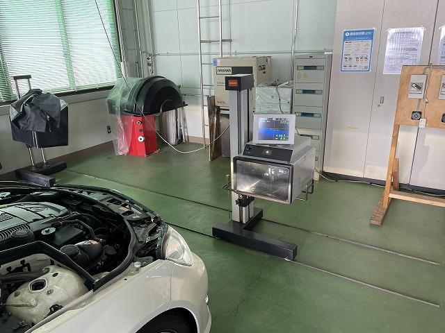 滋賀オートライフハノ　ベンツC200(W204)の車検＆整備とパッド＆オイル交換