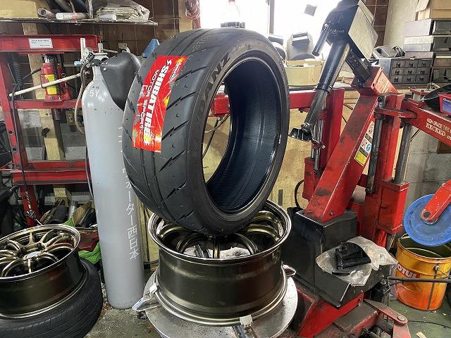 滋賀オートライフハノ　持込タイヤ交換18インチ４本（シバタイヤ）