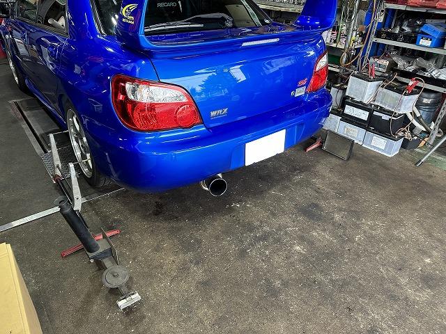 滋賀オートライフハノ インプレッサWRX(GDA)のテイン