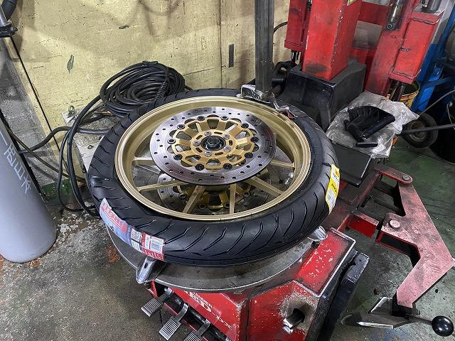 滋賀オートライフハノ　バイクの持込タイヤ交換2本