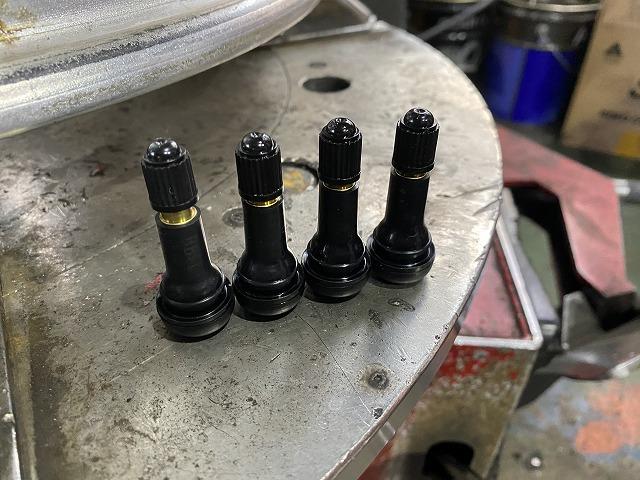 滋賀オートライフハノ　ダイハツ「コペン」の持込タイヤ交換４本(直送)