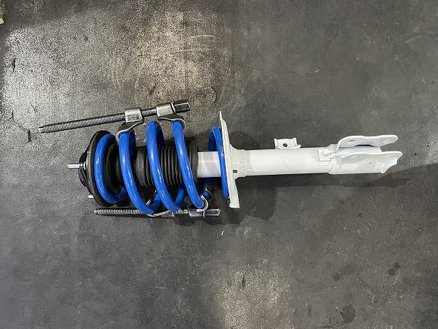 滋賀オートライフハノ 三菱「デリカD5」の持ち込み30mmリフト 滋賀オートライフハノ 三菱「デリカD5」の持ち込み30mmリフト