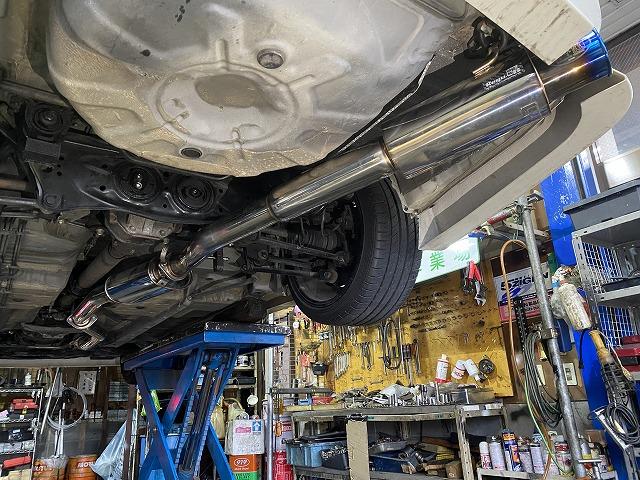 滋賀オートライフハノ　チェイサー(JZX100)のマフラー底上げ溶接加工