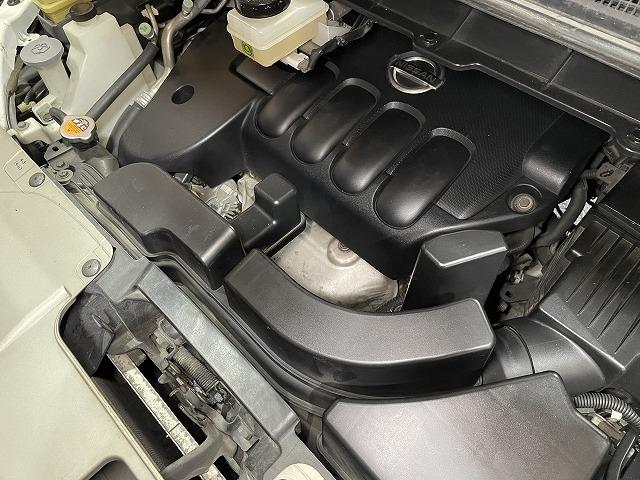 滋賀オートライフハノ　日産「E52エルグランド」(2.5L)のエキマニ(触媒)溶接修理