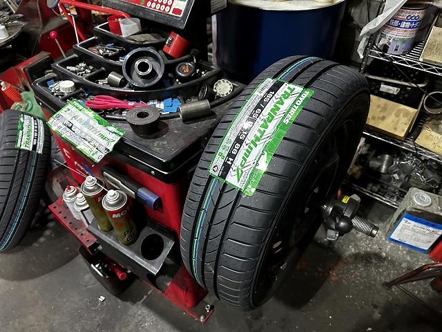 滋賀オートライフハノ　ホンダ「フリード」の持込タイヤ交換4本(15インチ)