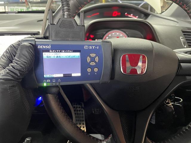 滋賀オートライフハノ　ホンダ「シビック タイプR」(FD2)の車検＆整備とオイル全交換