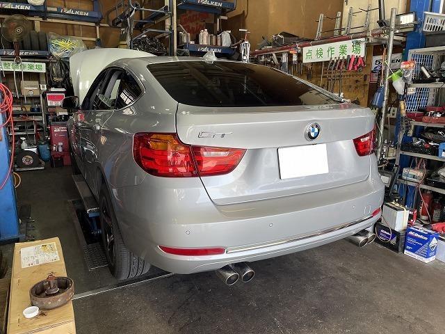 滋賀オートライフハノ　BMW320iグランツーリスモ(F34)の電動ウォーターポンプ&サーモスタッド交換