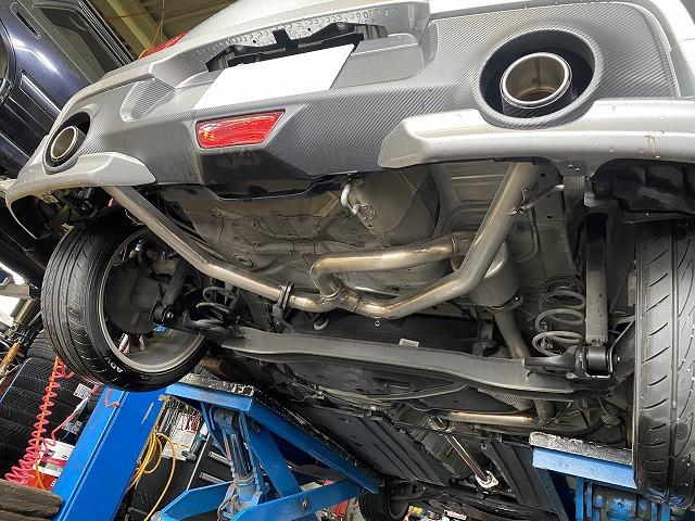 滋賀オートライフハノ スイフトスポーツ(ZC33S)のHKS製マフラー 滋賀オートライフハノ スイフトスポーツ(ZC33S)のHKS製マフラー