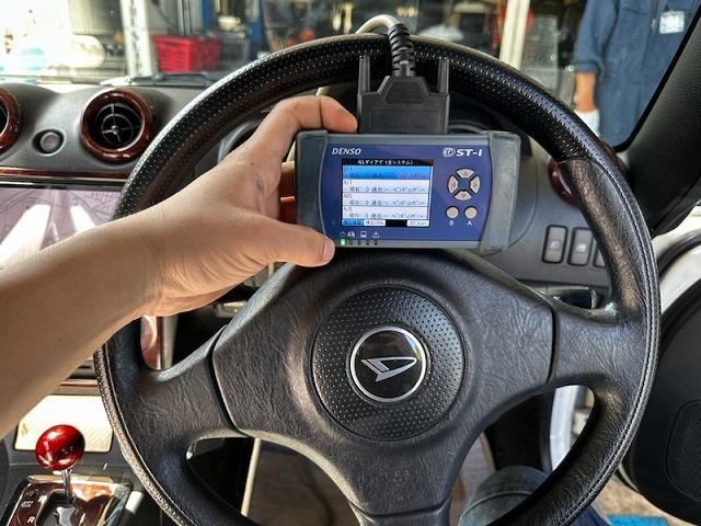 滋賀オートライフハノ　ダイハツ「コペン」(L880K)の車検＆整備と冷却水交換