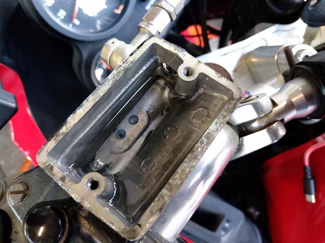滋賀オートライフハノ　カワサキ「GPZ900Rニンジャ」の車検＆整備とフルード交換
