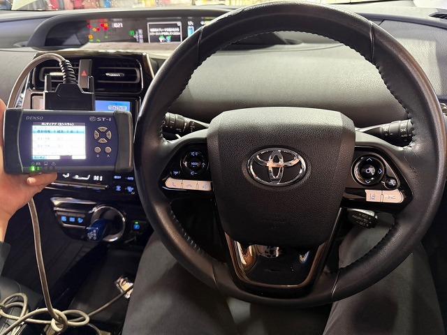 滋賀オートライフハノ 中古車「50プリウス Aツーリング」(ZVW51)ご成約