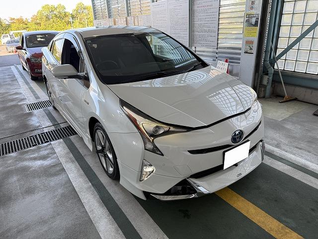 滋賀オートライフハノ 中古車「50プリウス Aツーリング」(ZVW51)ご成約