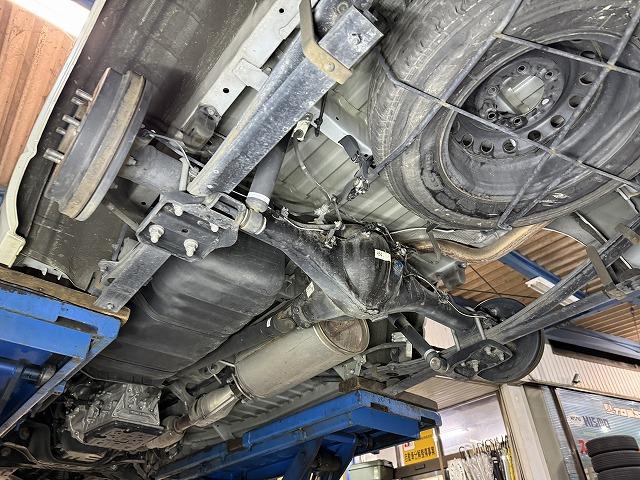 滋賀オートライフハノ 中古車「ハイエース スーパーGL ダークプライム」(200系)ご成約