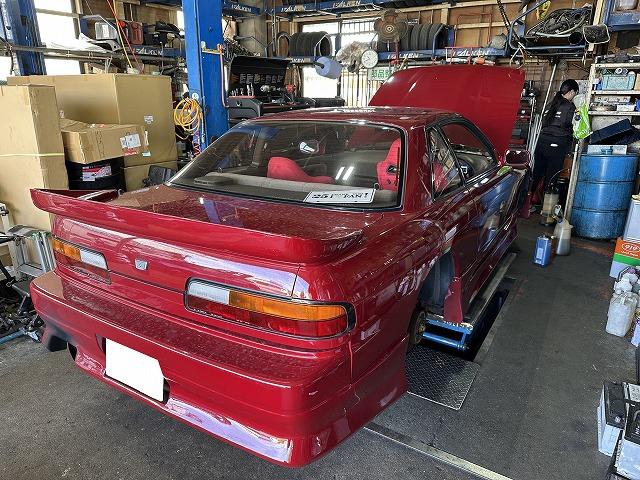 滋賀オートライフハノ 日産「シルビア」(S13)の車検&整備とオイル交換