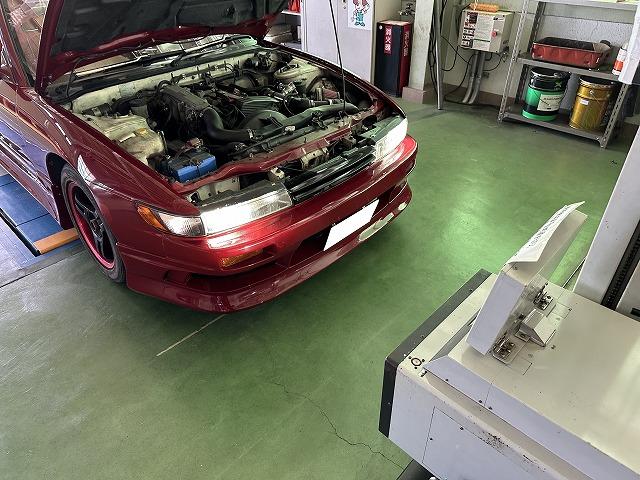 滋賀オートライフハノ 日産「シルビア」(S13)の車検&整備とオイル交換