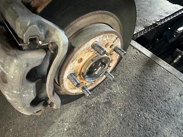 滋賀オートライフハノ 日産「スカイライン 25GT」(ER34)の車検&整備とオイル交換