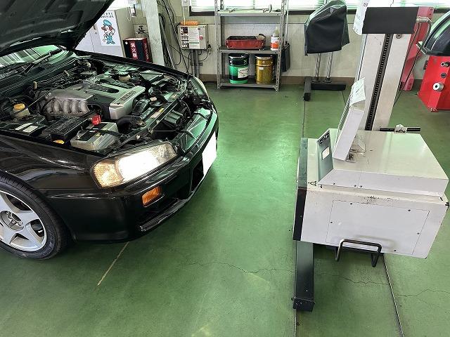 滋賀オートライフハノ 日産「スカイライン 25GT」(ER34)の車検&整備とオイル交換