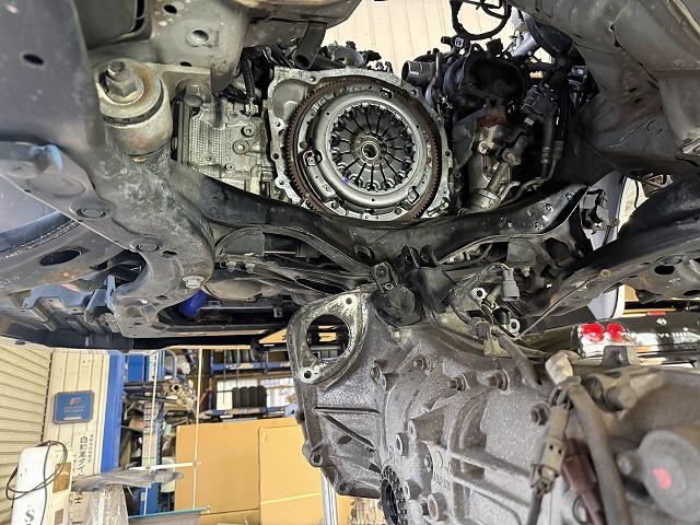 滋賀オートライフハノ　スバル「インプレッサワゴン」(GGA)のクラッチ交換