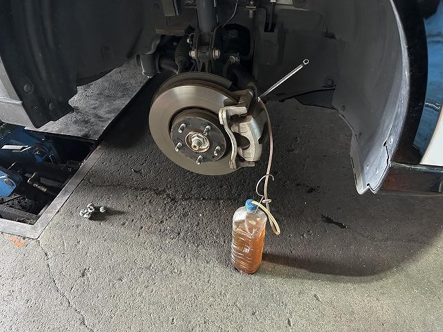 滋賀オートライフハノ　マツダ「CX-5」(KF2P)の車検＆整備とフルード交換