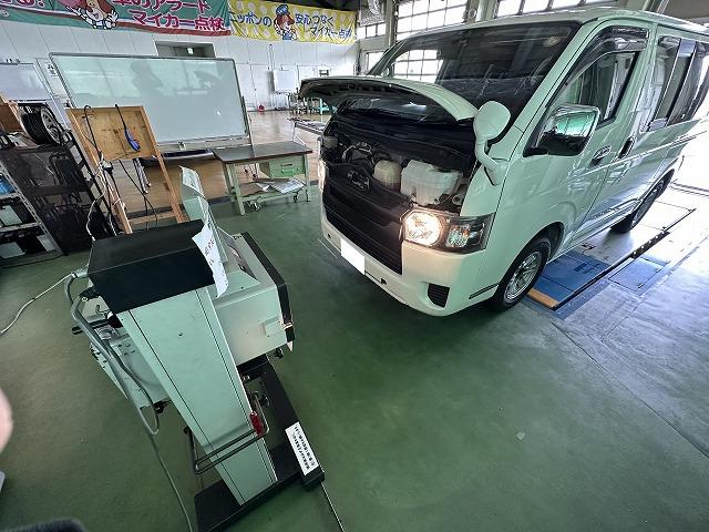滋賀オートライフハノ　トヨタ「ハイエース」(200系)の車検＆整備とオイル交換