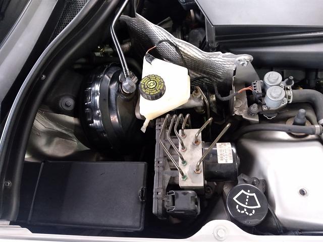 滋賀オートライフハノ　輸入車「ベンツ SLK320」(R170)のマスターバック交換（ブレーキブースター）