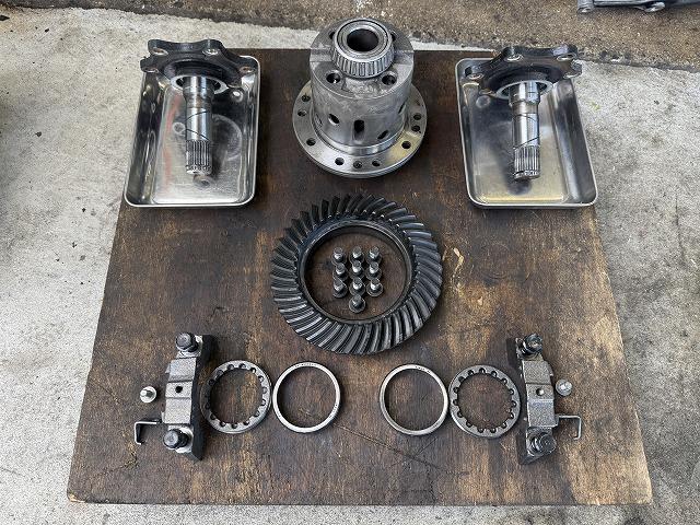 滋賀オートライフハノ　ホンダ「S2000」(AP2)のLSD交換(OS技研 デュアルコア)