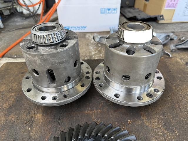 滋賀オートライフハノ　ホンダ「S2000」(AP2)のLSD交換(OS技研 デュアルコア)