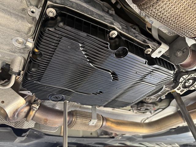 滋賀オートライフハノ　輸入車「ベンツ Cクラス」(W205)のATF＆フィルター交換