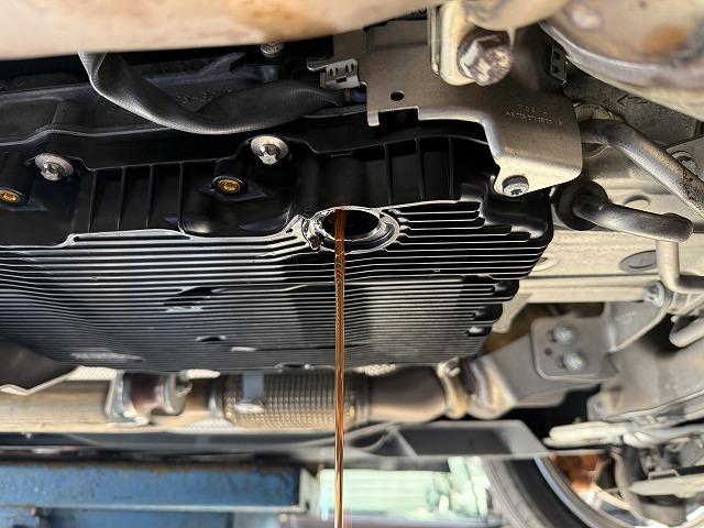 滋賀オートライフハノ　輸入車「ベンツ Cクラス」(W205)のATF＆フィルター交換