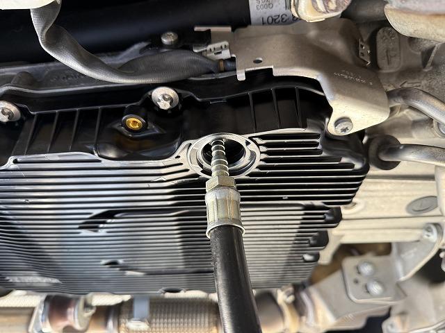 滋賀オートライフハノ　輸入車「ベンツ Cクラス」(W205)のATF＆フィルター交換