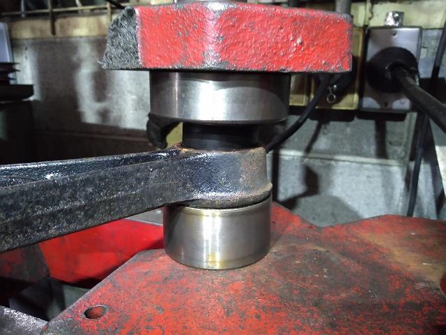 滋賀オートライフハノ　スズキ「カプチーノ」(EA11R)のデフマウントブッシュ交換(3か所)