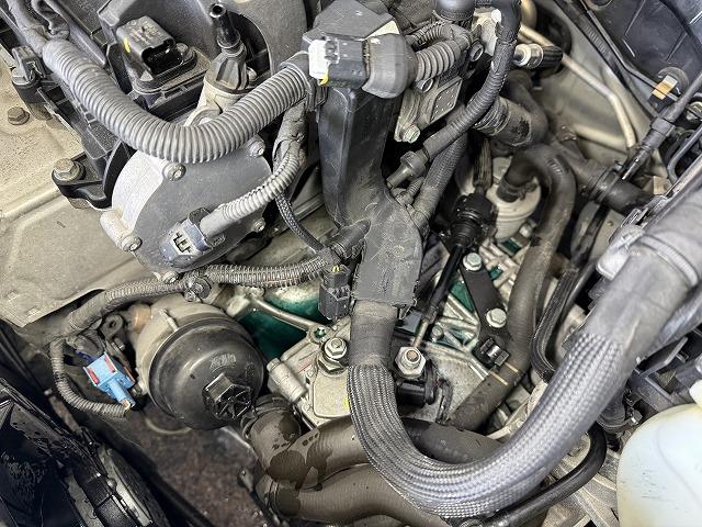 滋賀オートライフハノ　輸入車「MINI」(ZF16)の冷却水漏れ修理（サーモスタッドハウジング、ウォーターパイプ交換）