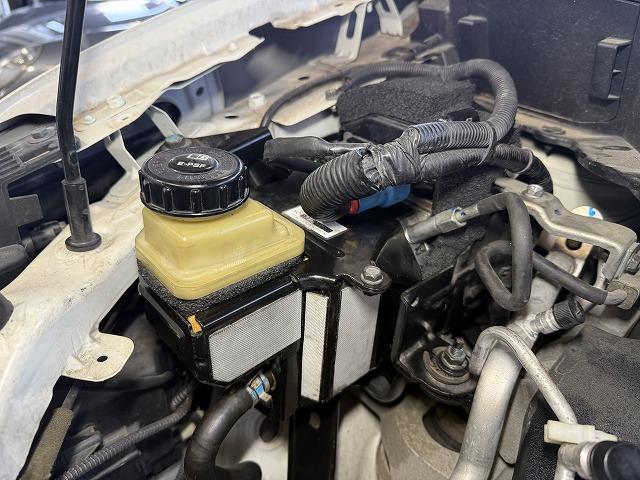 滋賀オートライフハノ　エルグランド(E52)のパワステポンプのOリング交換（オイル漏れ修理）