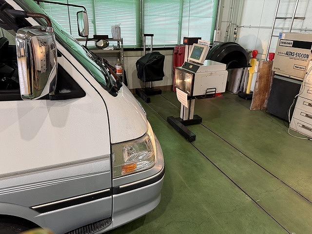 滋賀オートライフハノ　トヨタ「ハイエース」(100系)の車検＆整備とオイル交換