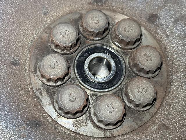 滋賀オートライフハノ　トヨタ「ダイナ」(2ｔトラック)のクラッチ交換