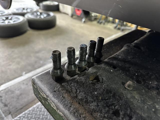 滋賀オートライフハノ　輸入車「ルノー ルーテシア」(RF4C)の車検＆整備とウインドレギュレーター交換