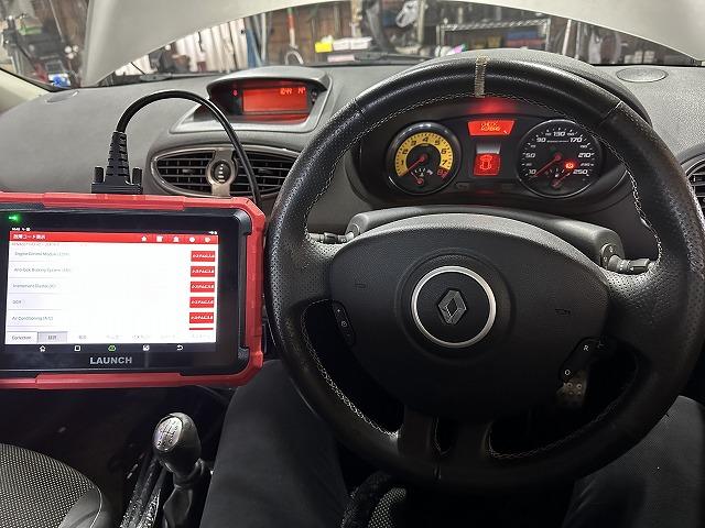 滋賀オートライフハノ　輸入車「ルノー ルーテシア」(RF4C)の車検＆整備とウインドレギュレーター交換