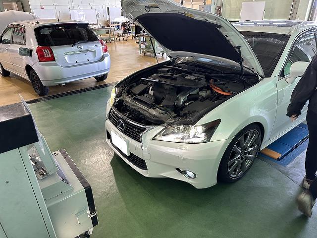 滋賀オートライフハノ　レクサス「GS450ｈ」(GWL10)の車検＆整備とオイル交換