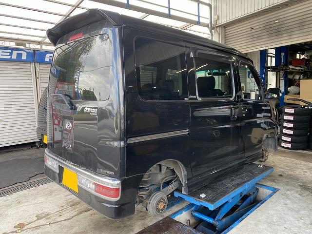 滋賀オートライフハノ　ダイハツ「アトレー」(軽自動車)のスタッドレス交換4本（コンチネンタル）